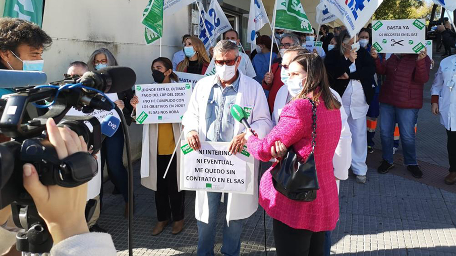 Protesta en un centro de salud de Huelva